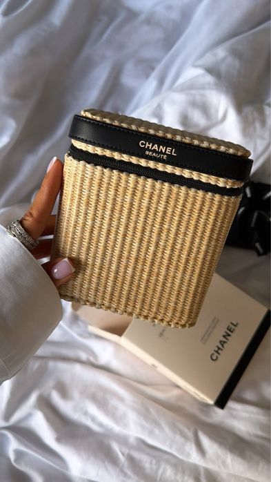 Chanel Les Beiges клатч сумка vip gift ОРИГИНАЛ
