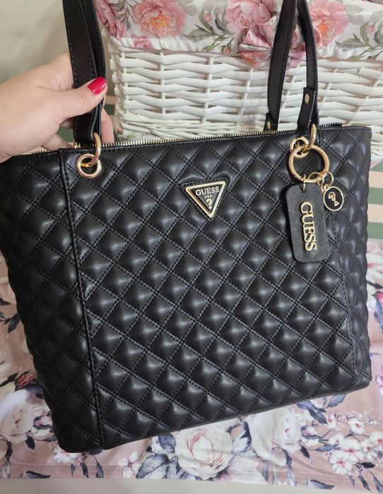 Guess Geantă spațioasă