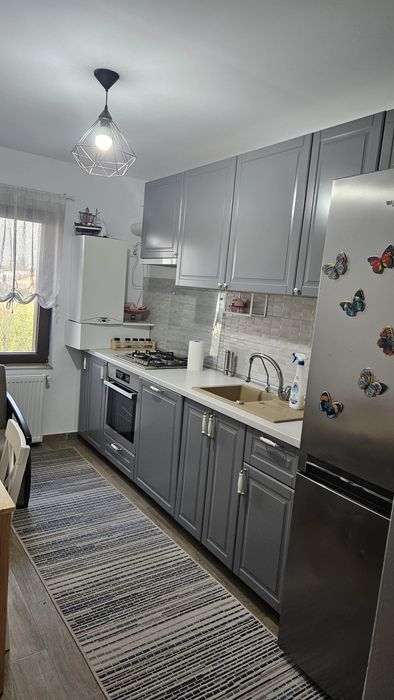 Inchiriez apartament 2 camere cu loc de parcare in Magurele