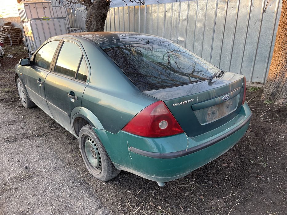 Ford Mondeo 2.0 i на части