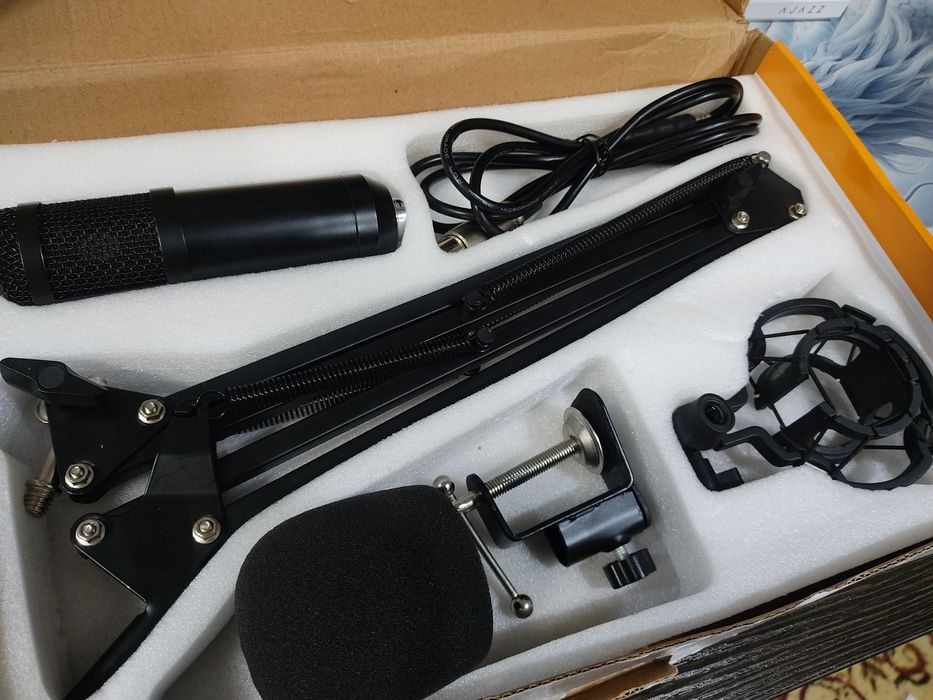 Mikrafon BM800 studio mikrafon aksesuarlari bilan