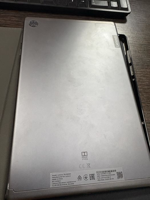 Продам планшет Lenonvo tab10 plus