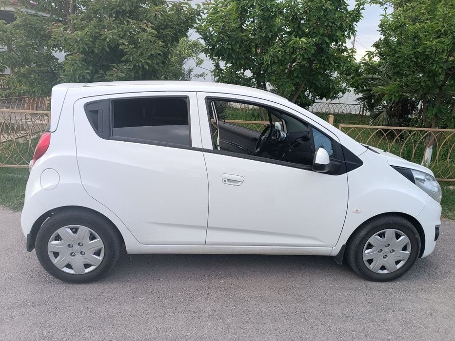 Chevrolet Spark 2017 — 2