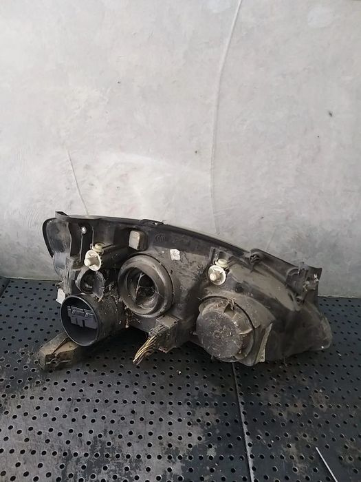 Far stanga opel corsa c x01 13115006