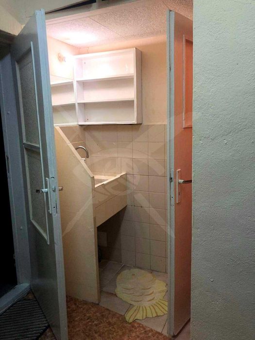 Дава се под наем Едностаен апартамент в Варна, Младост 2 - 30 кв.м за 150 € - Снимка #1