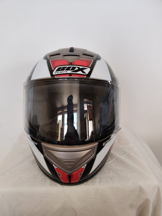 Каска за мотор BOX размер S