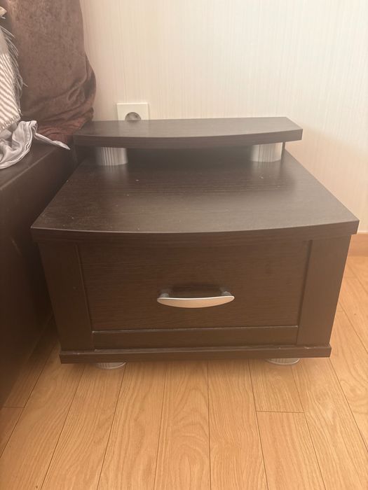 Отдам 2х спальную кровать