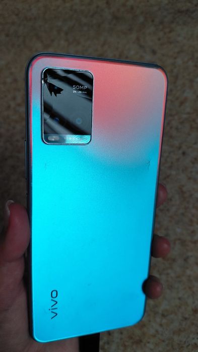 Продам смартфон Vivo