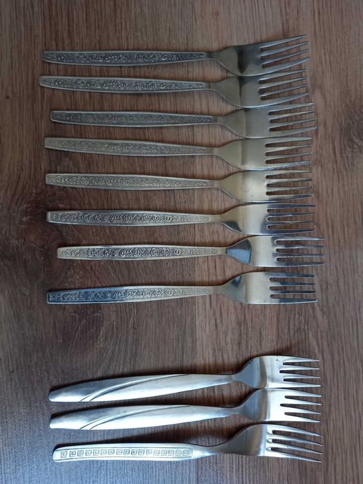 Вилки, ложки, чайные ложки