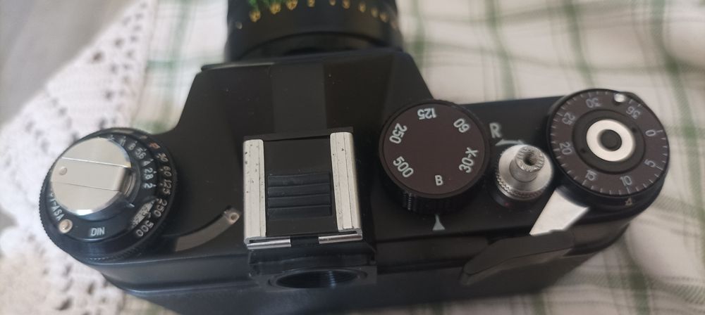 Фотоапарат зенит много малко използван