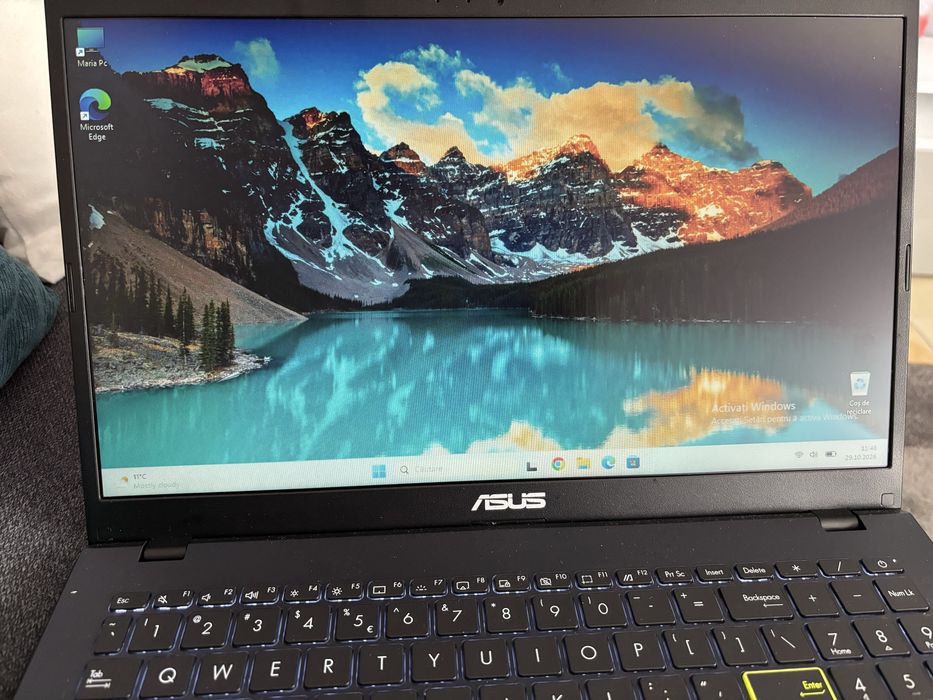Vand laptop ASUS