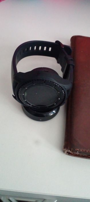 продам Самсунг А71 и смарт часи