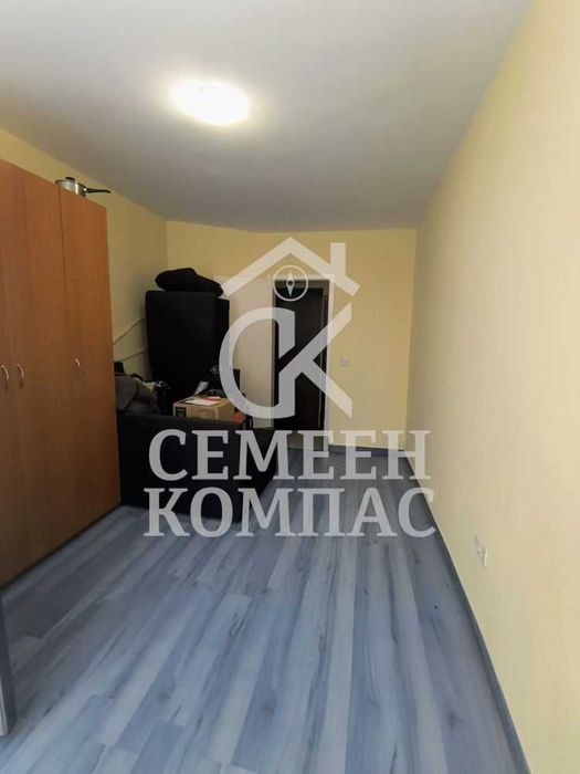 Тристаен апартамент в Кючук Париж