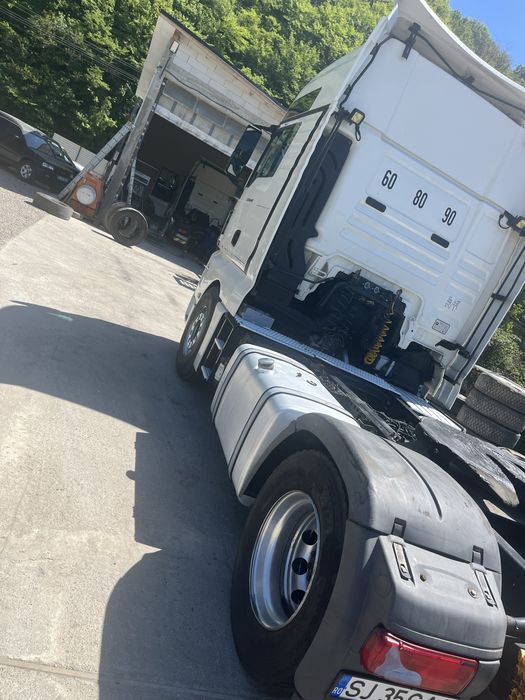 Vand camion Man tgx din 2015 rulat doar pe comunitate  1100000-km