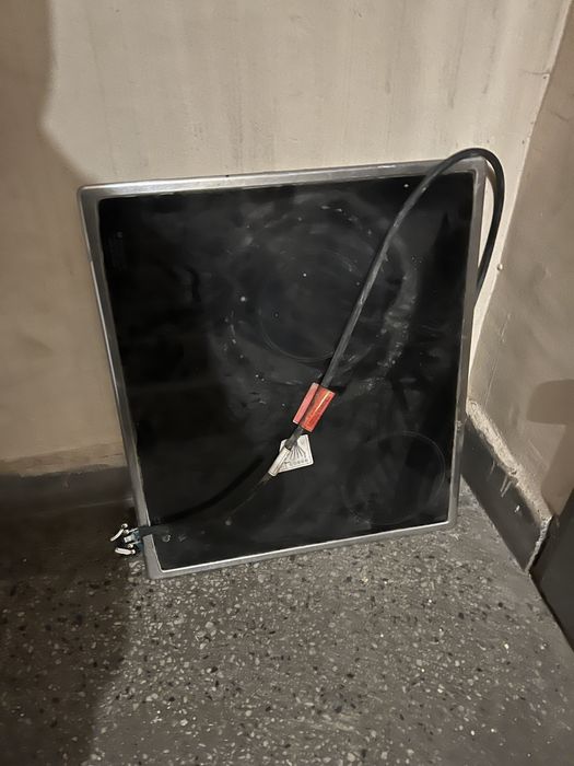 Електрически котлон работещ