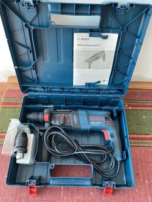 Перфоратор BOSCH