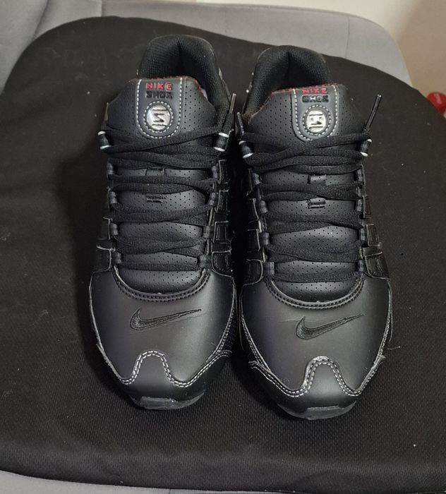 Vand adidași Nike shox