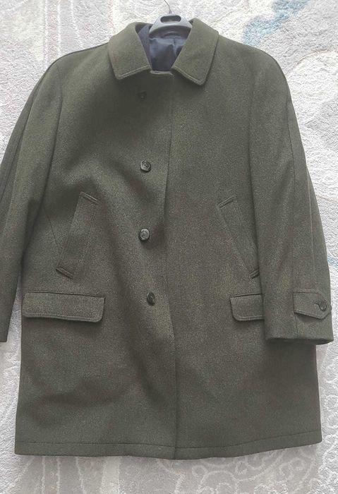Продаем пальто  мужское