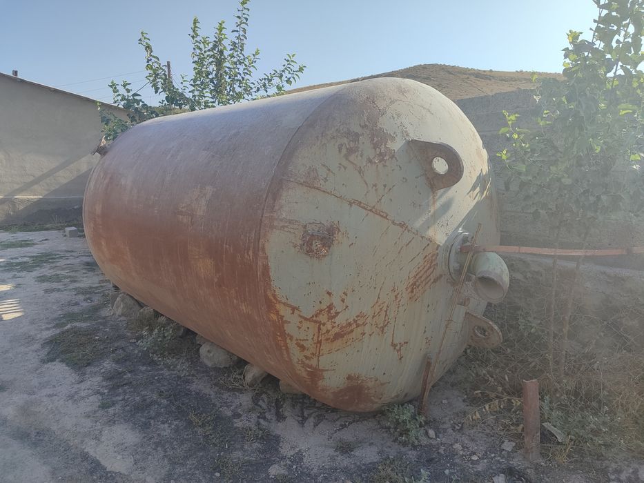 Ressiver bochka sotiladi