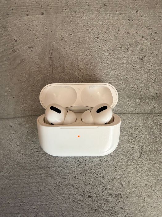 Apple AirPods Pro (1st generation)