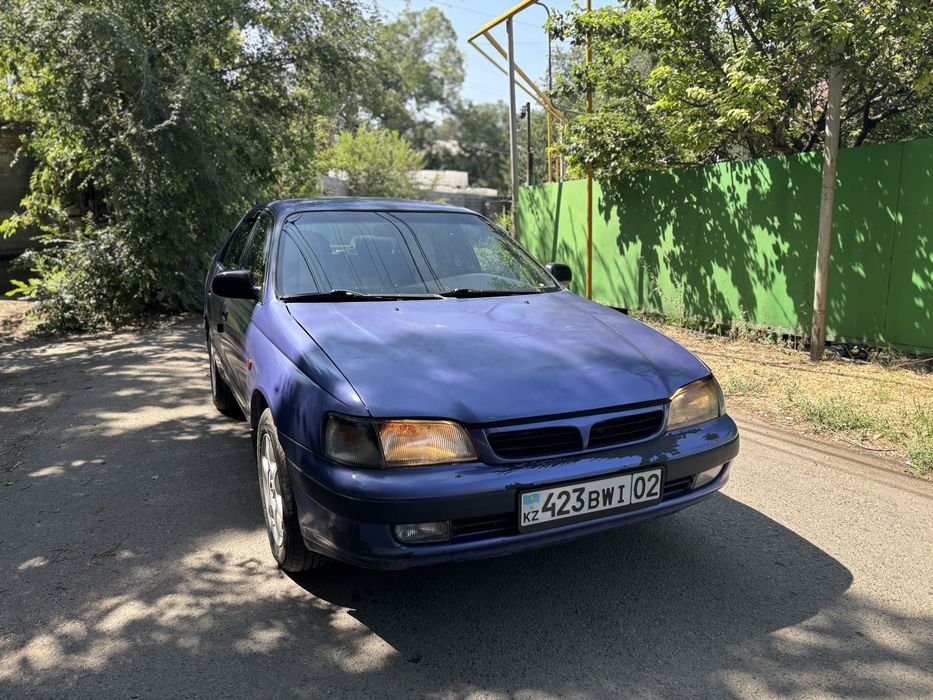 Продам Toyota Carina E Автомат 1.8