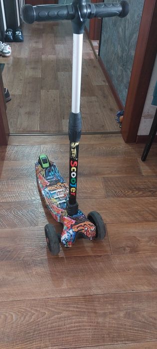 Продам детский самокат