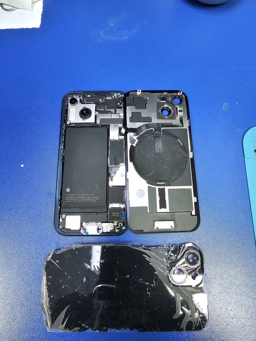 Sticla spate iPhone 15