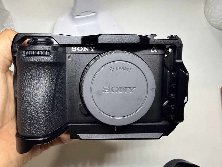 Sony A6700 + sigma 18-50 F2.8