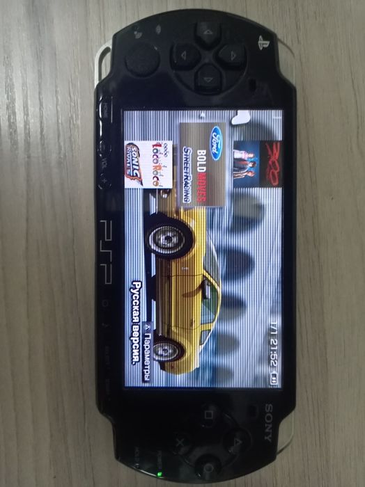 Продам прошитую PSP-2004 (slim) версию