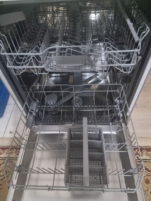 Посудамоющяя машина BOSH