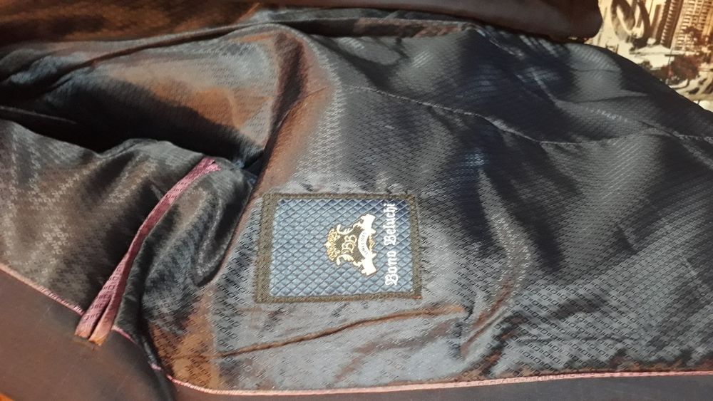 Продам турецкий костюм