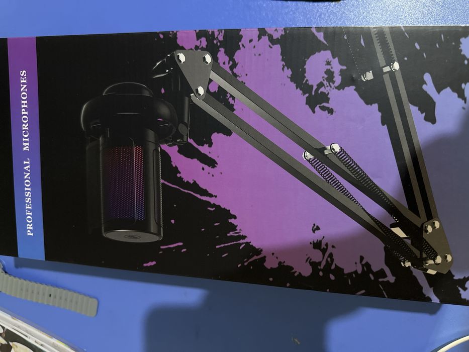 Продам Микрофон Fifine A6T черный