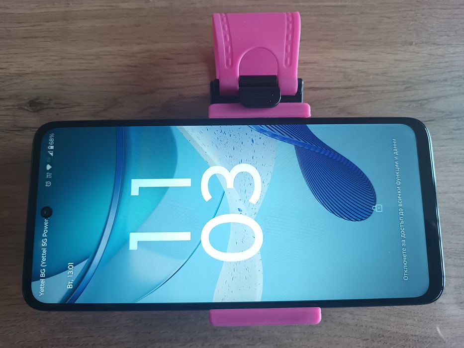 Стойка за телефон за волан