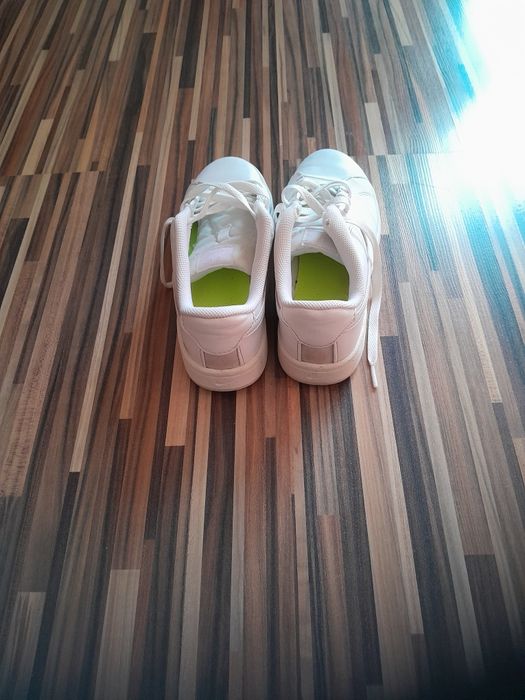 Дамски маратонки  номер 38