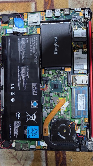Dezmembrez laptop Fujitsu Ultrabook i7