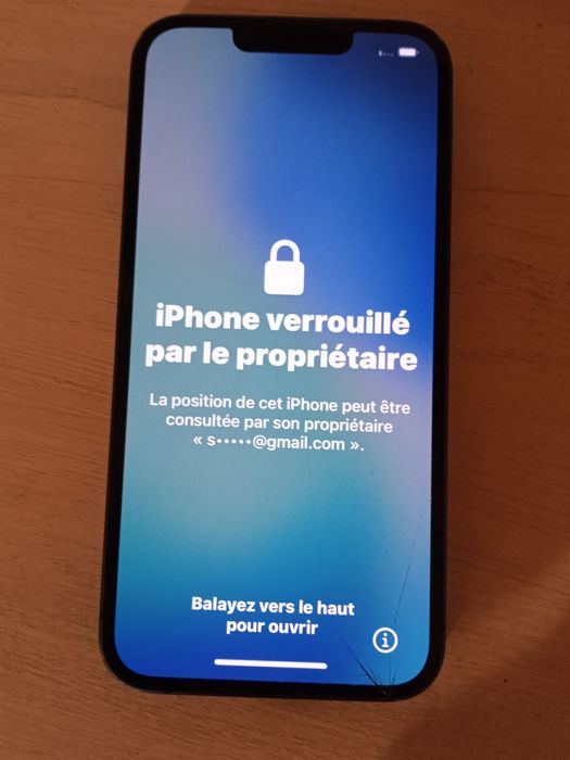 iPhone 13 Albastru, a fost folosit