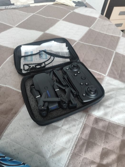 ДРОН Е88 хороший