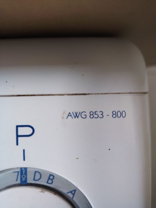 Mașina de spalat Slim