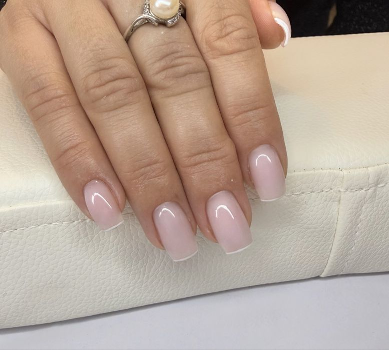 Unghii cu gel Constanta