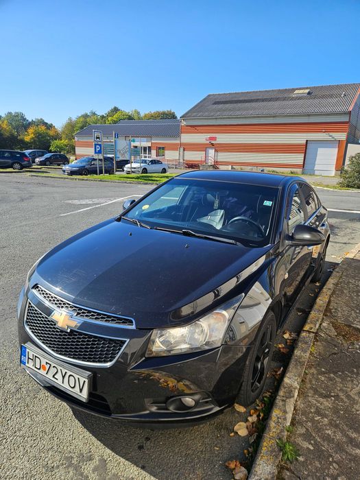 Chevrolet cruz 2000 cc