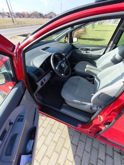 Vw Sharan 2002 benzină