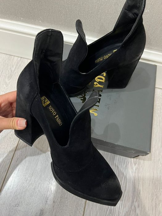 Туфли чёрные 37размер всякие