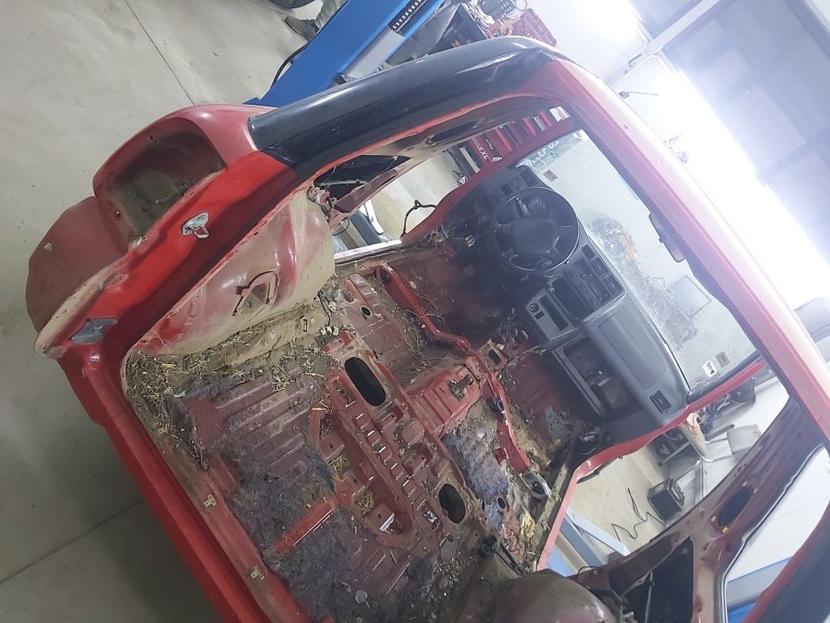 Голо купе Тойота Рав 4 1998 година