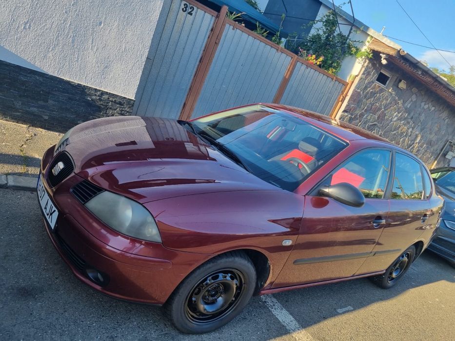 Ofer spre inchiriere masini pentru livrari