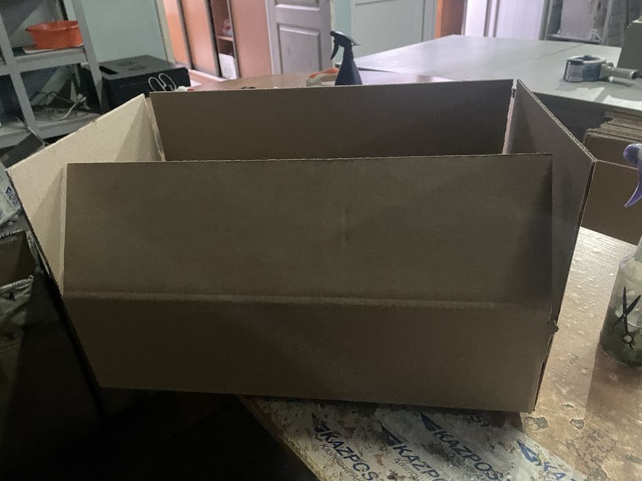 Картонные коробки в наличий 650 шт