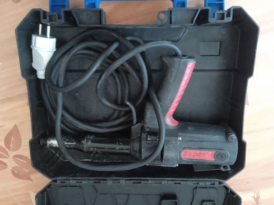 Продам заклёпачник