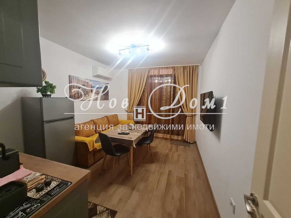 Дава се под наем Двустаен апартамент в Варна, Център - 70 кв.м за 680 € - Снимка #1