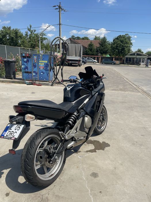 Vand kawasaki er6f motor defect