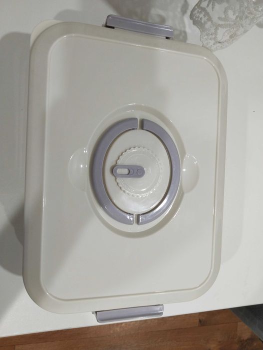 Продам Контейнер для заморозки полуфабрикатов