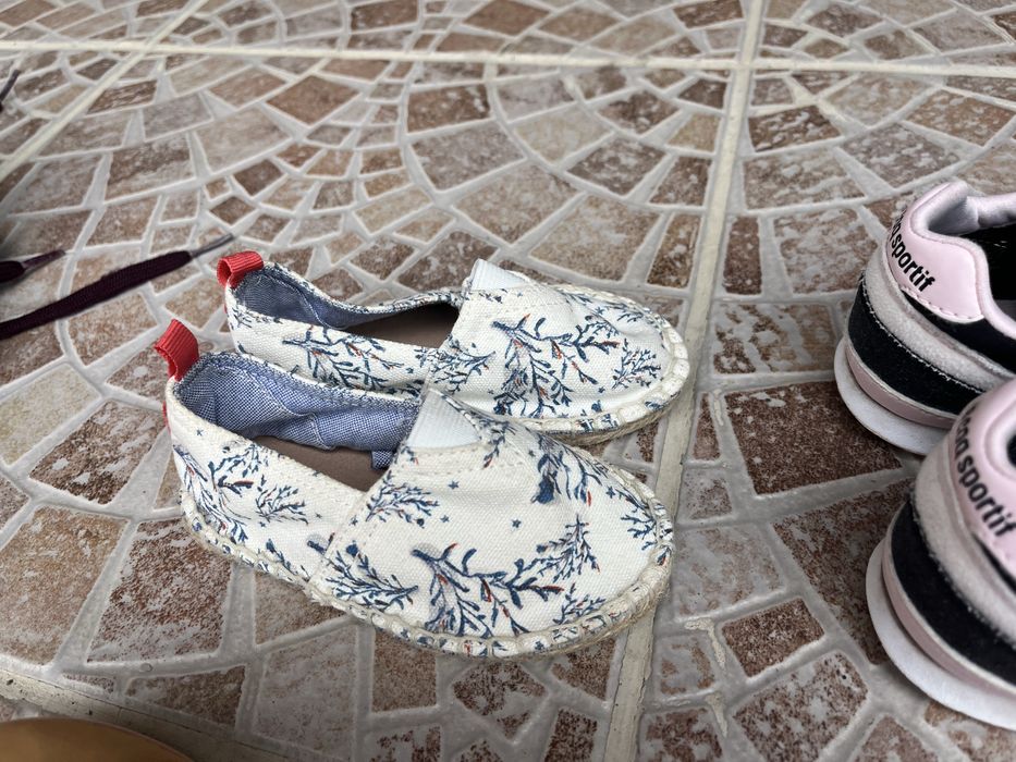 Детски обувки,сандали,маратонки,мокасини